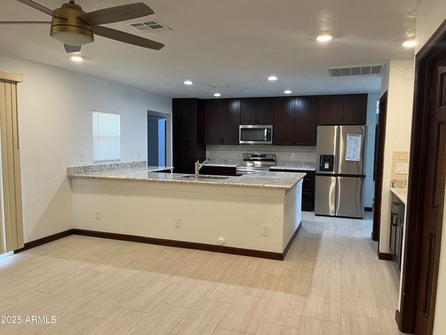 1923 W Nopal Circle, Mesa, AZ 85202