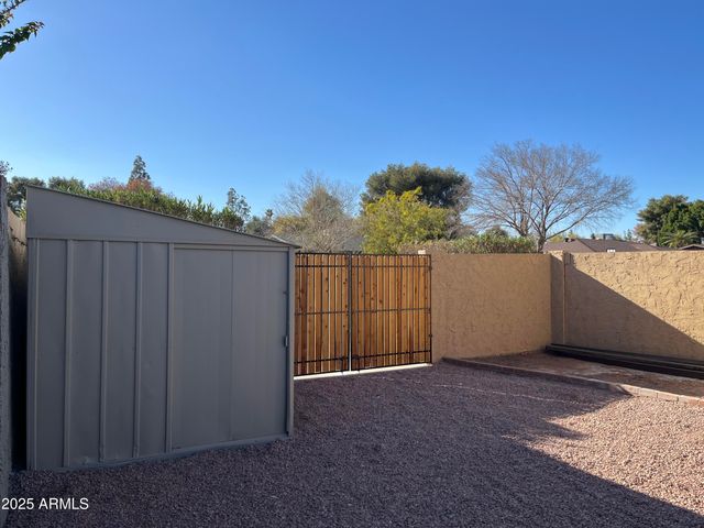 1923 W Nopal Circle, Mesa, AZ 85202