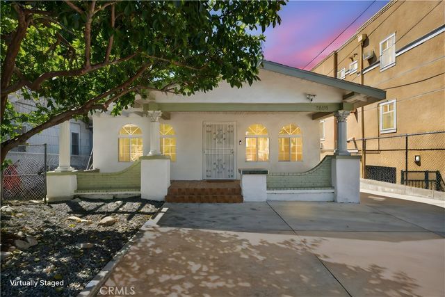 3538 London, Los Angeles, CA 90026