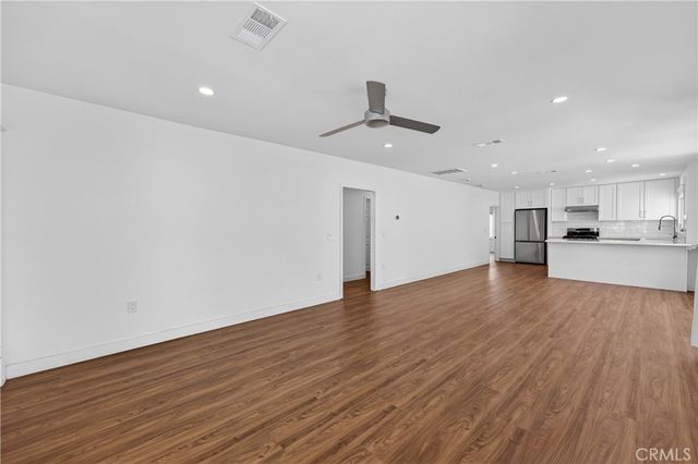 3538 London, Los Angeles, CA 90026