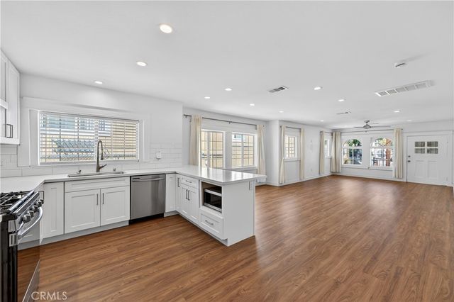 3538 London, Los Angeles, CA 90026
