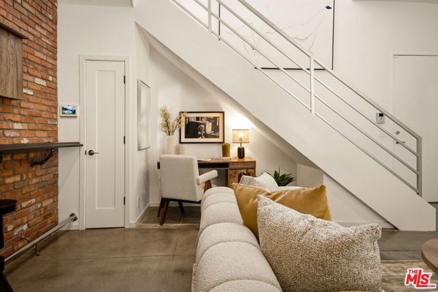 630 Rose Avenue 5, Venice, CA 90291