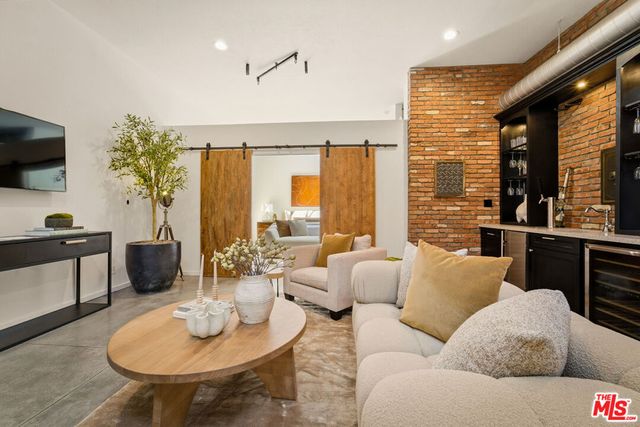 630 Rose Avenue 5, Venice, CA 90291