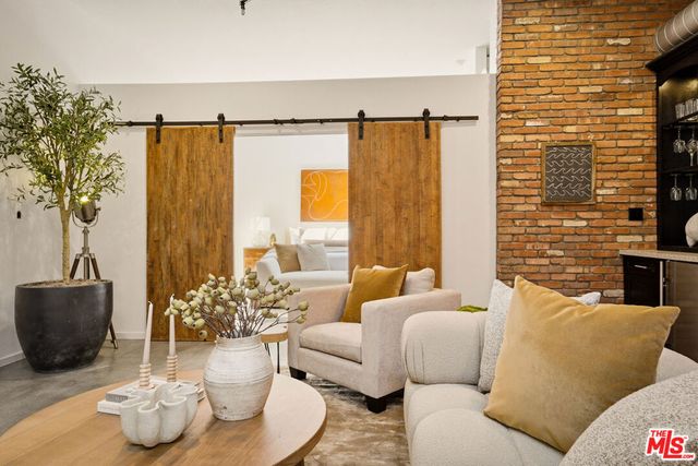 630 Rose Avenue 5, Venice, CA 90291