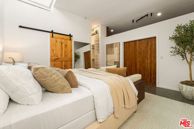 630 Rose Avenue 5, Venice, CA 90291