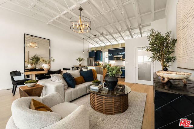 630 Rose Avenue 5, Venice, CA 90291