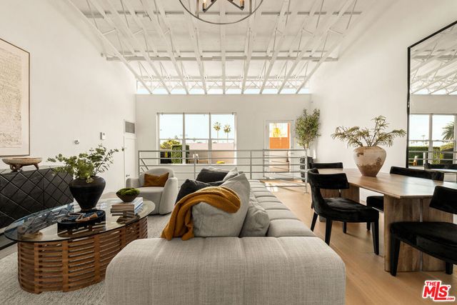 630 Rose Avenue 5, Venice, CA 90291