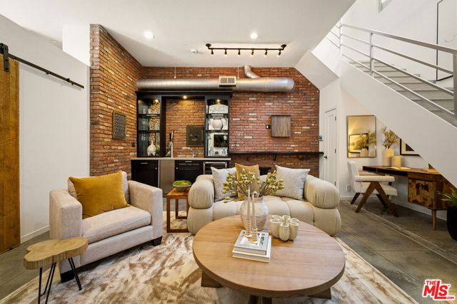 630 Rose Avenue 5, Venice, CA 90291