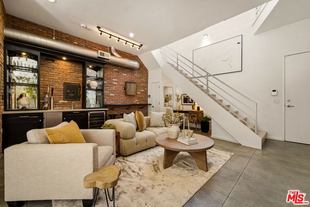 630 Rose Avenue 5, Venice, CA 90291