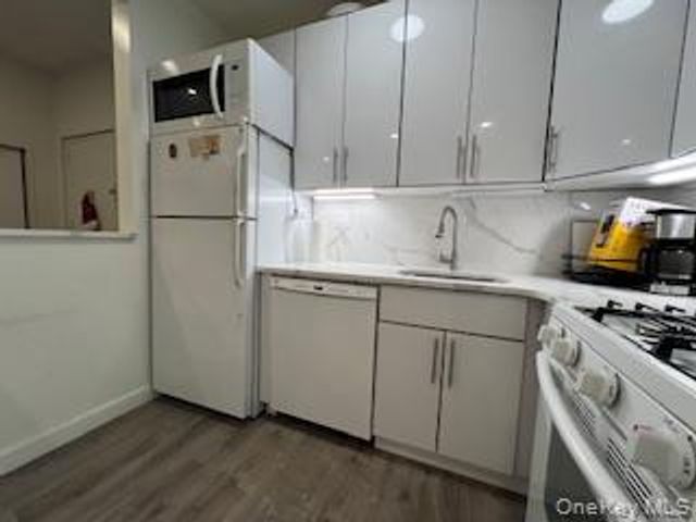 1250 North Avenue 106, New Rochelle, NY 10804