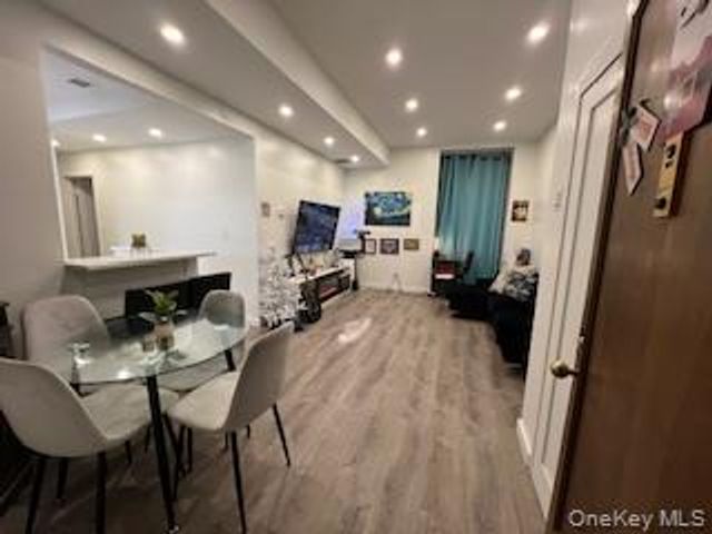 1250 North Avenue 106, New Rochelle, NY 10804