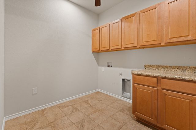 201 Hughes Lane, Grandview, TX 76050