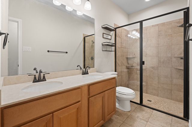 201 Hughes Lane, Grandview, TX 76050