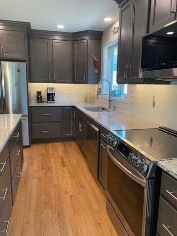 41 Clapp Rd, Rochester, MA 02770