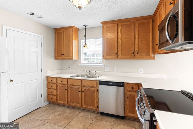 127 Brandonshire Lane, Bonaire, GA 31005