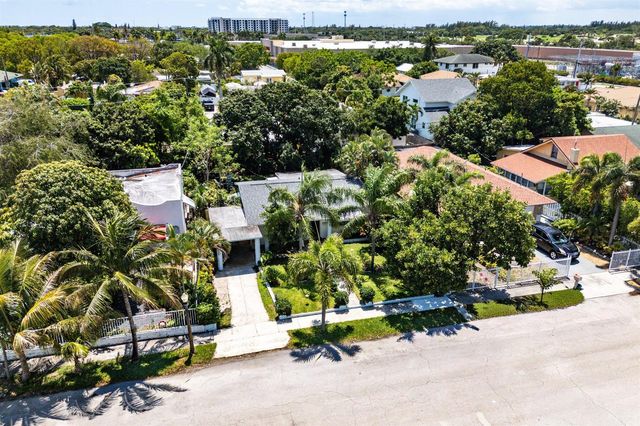 418 Kern Street, West Palm Beach, FL 33405