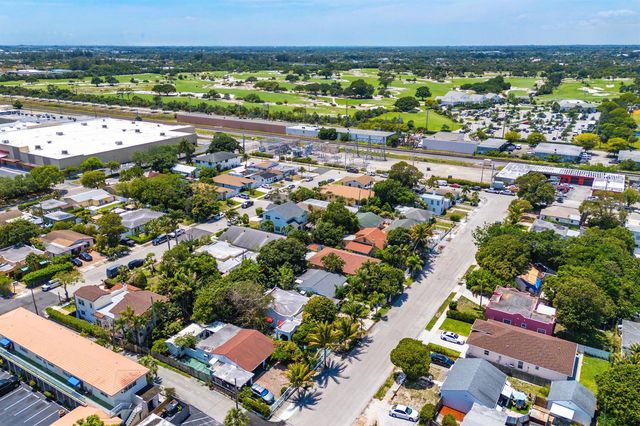 418 Kern Street, West Palm Beach, FL 33405