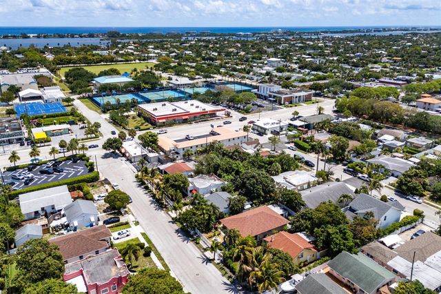 418 Kern Street, West Palm Beach, FL 33405