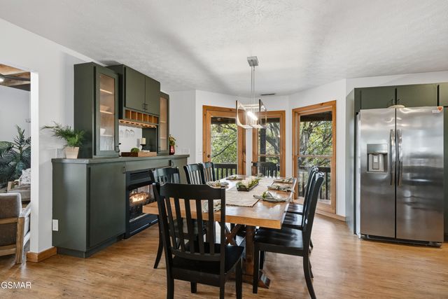 2489 Upper Middle Creek Road, Sevierville, TN 37876