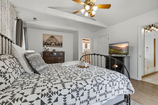 2489 Upper Middle Creek Road, Sevierville, TN 37876