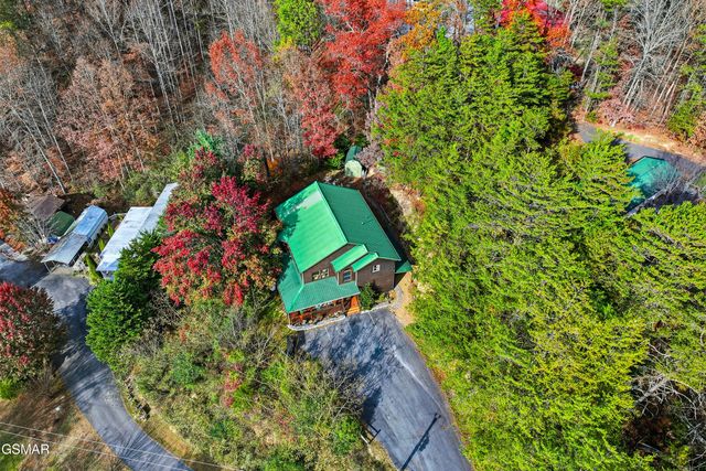 2489 Upper Middle Creek Road, Sevierville, TN 37876