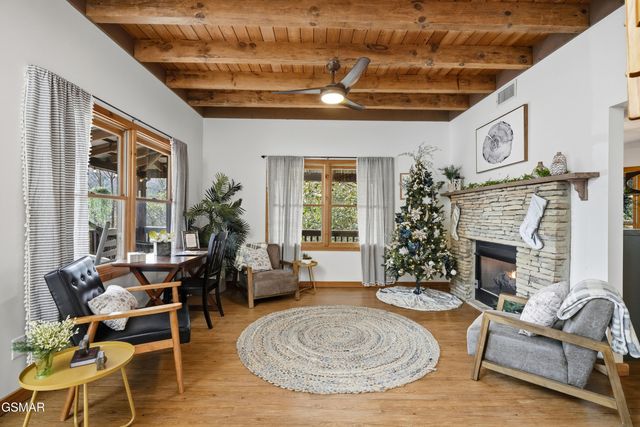 2489 Upper Middle Creek Road, Sevierville, TN 37876