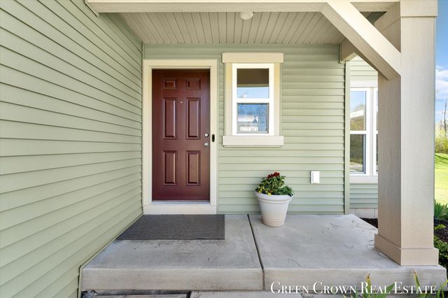 9299 Sunset Ridge Drive NE, Rockford, MI 49341