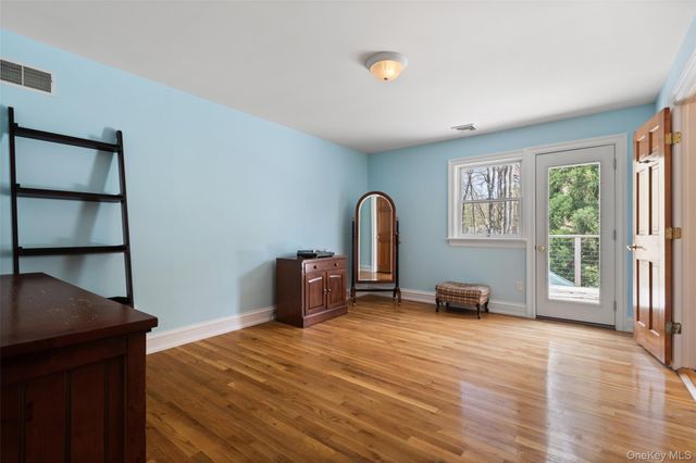24 Miller Road, Pound Ridge, NY 10576