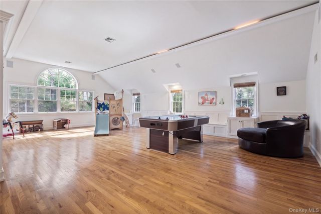 24 Miller Road, Pound Ridge, NY 10576