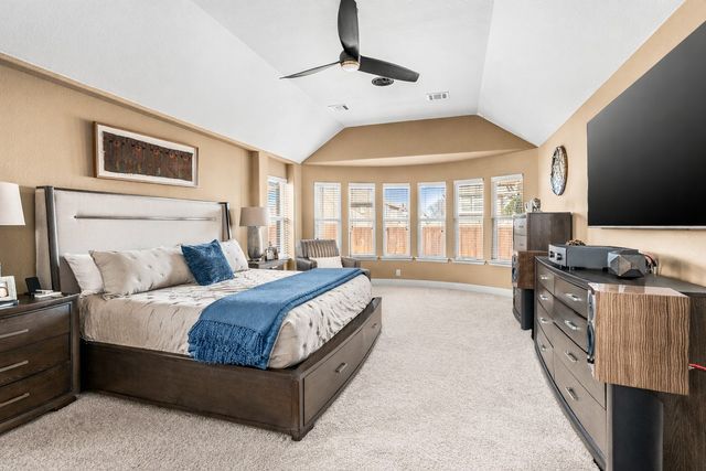 1017 Ponderosa Drive, Aubrey, TX 76227