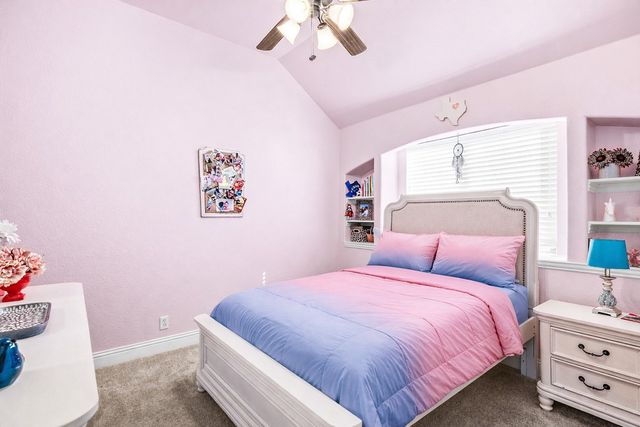 1017 Ponderosa Drive, Aubrey, TX 76227