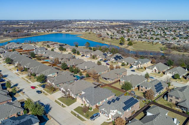 1017 Ponderosa Drive, Aubrey, TX 76227