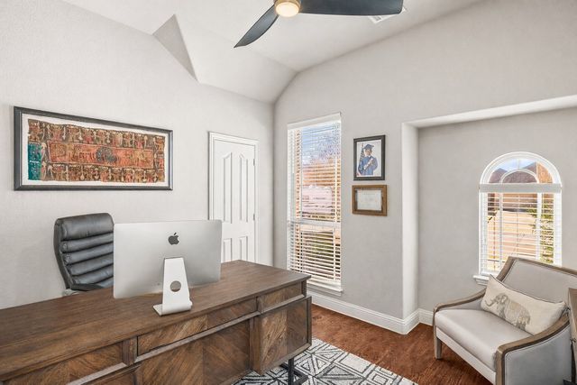 1017 Ponderosa Drive, Aubrey, TX 76227