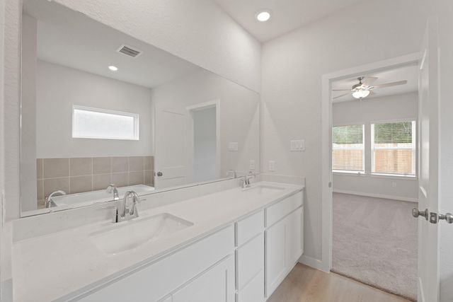 3514 Monroe Street, Bay City, TX 77414