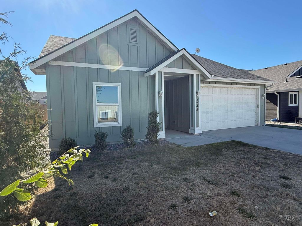 325 W Nevada Ave, Homedale, ID 83628 photo 3