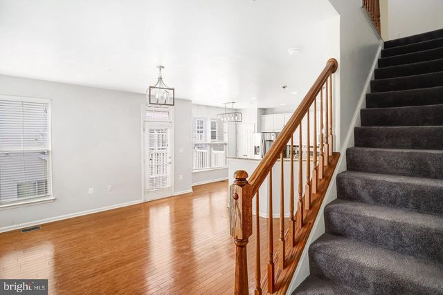 42203 SHORECREST TER, Aldie, VA 20105