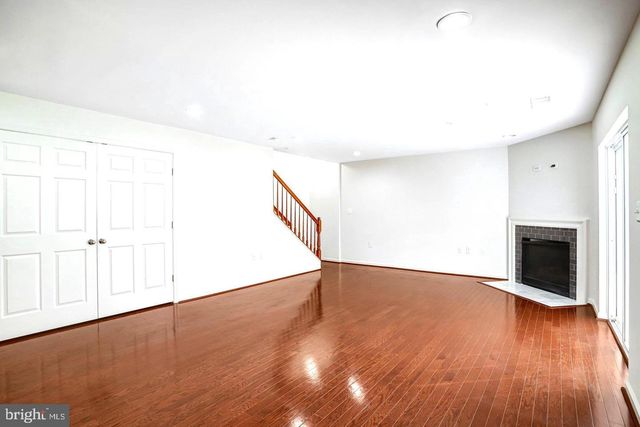 42203 SHORECREST TER, Aldie, VA 20105