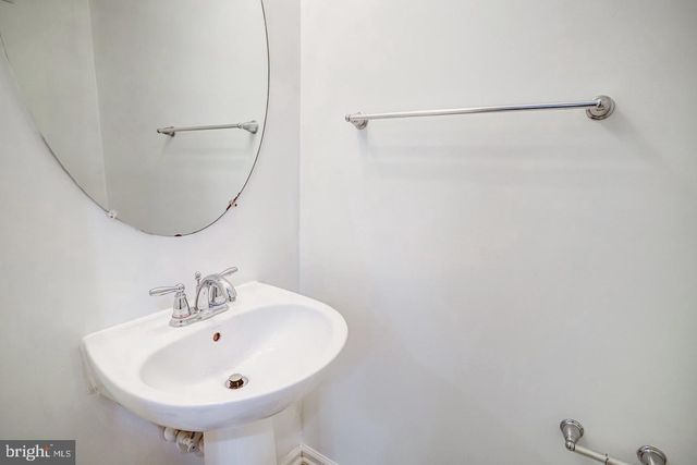 42203 SHORECREST TER, Aldie, VA 20105