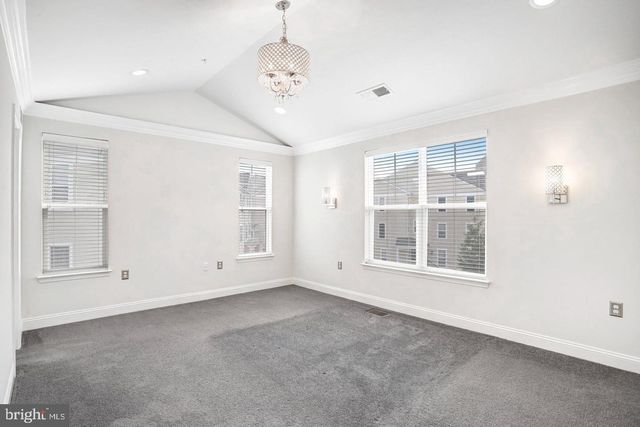 42203 SHORECREST TER, Aldie, VA 20105