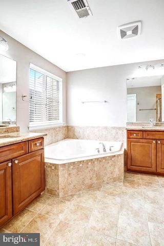 42203 SHORECREST TER, Aldie, VA 20105