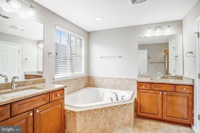 42203 SHORECREST TER, Aldie, VA 20105