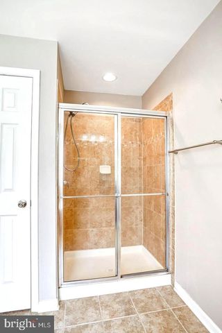 42203 SHORECREST TER, Aldie, VA 20105