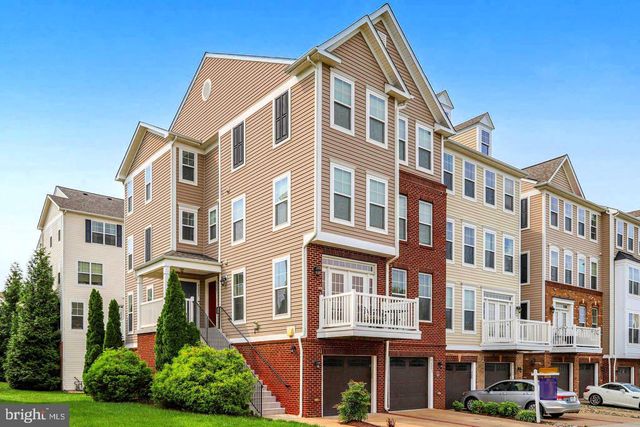 42203 SHORECREST TER, Aldie, VA 20105