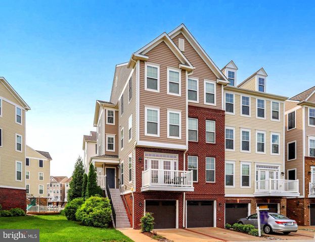 42203 SHORECREST TER, Aldie, VA 20105