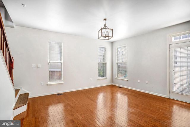 42203 SHORECREST TER, Aldie, VA 20105