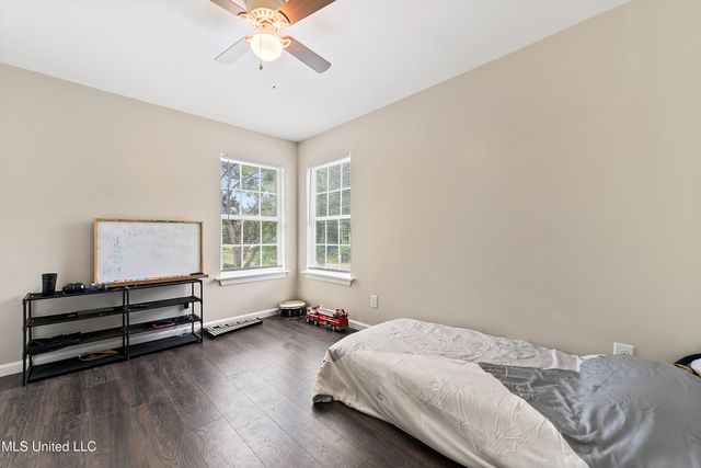 1516 Cook Street, Ocean Springs, MS 39564