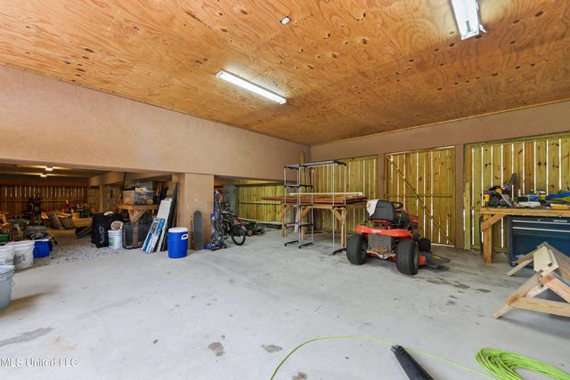 1516 Cook Street, Ocean Springs, MS 39564