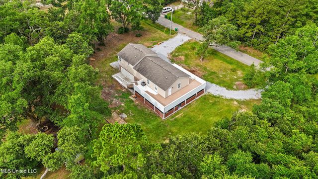 1516 Cook Street, Ocean Springs, MS 39564
