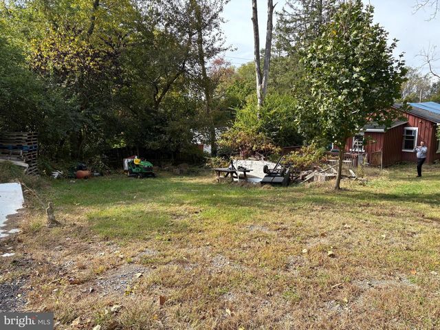 409 CHURCH RD, Mohnton, PA 19540