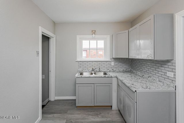 629 Cuthbert Road, Toledo, OH 43607